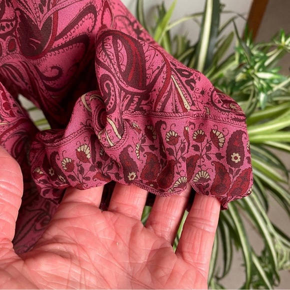 Venezia, Plus Size 22/24 Long Sleeve V-Neck Paisley Embroidered Pink Blouse EUC - Picture 6 of 9